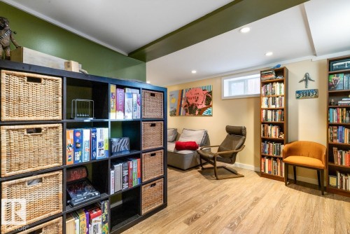 9319 95 Street, Edmonton, AB - Indoor