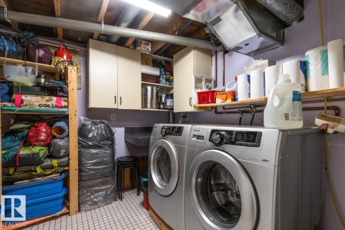 9319 95 Street, Edmonton, AB - Indoor Photo Showing Laundry Room