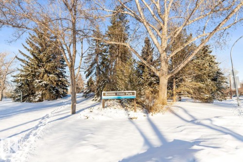 9319 95 Street, Edmonton, AB - Outdoor With View