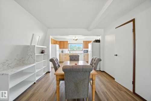 51019 Rge Road 273, Rural Parkland County, AB - Indoor Photo Showing Dining Room