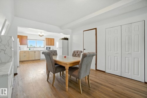 51019 Rge Road 273, Rural Parkland County, AB - Indoor Photo Showing Dining Room