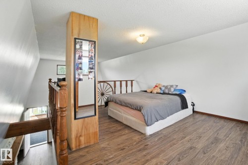 51019 Rge Road 273, Rural Parkland County, AB - Indoor Photo Showing Bedroom