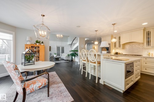 103 Weaver Drive, Edmonton, AB - Indoor Photo Showing Other Room