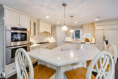 103 Weaver Drive, Edmonton, AB - Indoor