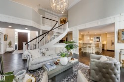 103 WEAVER Drive  Edmonton, AB T6M 2J3