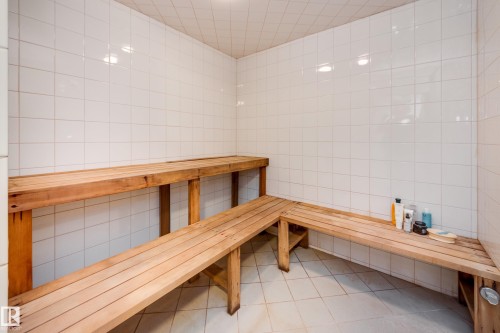 103 Weaver Drive, Edmonton, AB - Indoor Photo Showing Bathroom