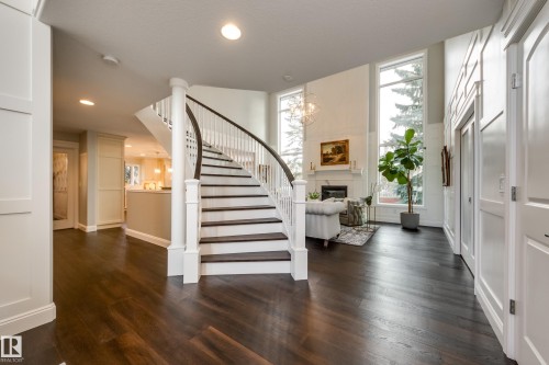 103 Weaver Drive, Edmonton, AB - Indoor Photo Showing Other Room