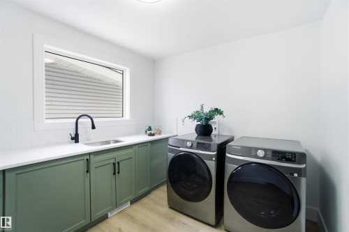 6719 95 Avenue, Edmonton, AB - Indoor Photo Showing Laundry Room