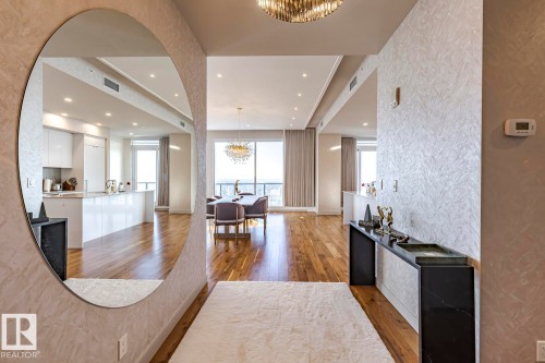 4804 10360 102 Street, Edmonton, AB - Indoor Photo Showing Other Room