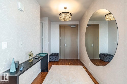 4804 10360 102 Street, Edmonton, AB - Indoor