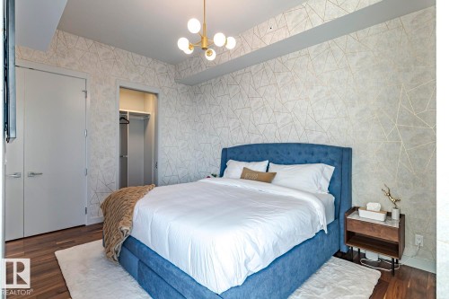4804 10360 102 Street, Edmonton, AB - Indoor Photo Showing Bedroom