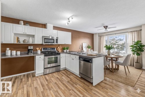 1421 Hermitage Road, Edmonton, AB - Indoor Photo Showing Kitchen With Stainless Steel Kitchen With Double Sink