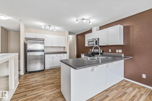 1421 Hermitage Road, Edmonton, AB - Indoor Photo Showing Kitchen With Stainless Steel Kitchen With Double Sink