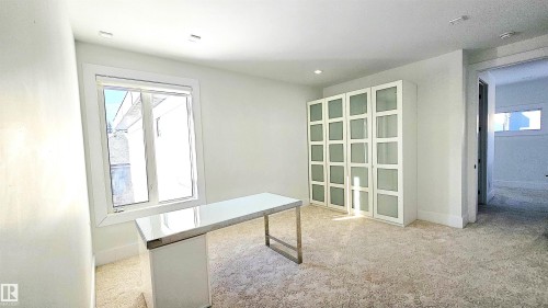 Upper floor den - 2747 Wheaton Drive, Edmonton, AB - Indoor Photo Showing Other Room