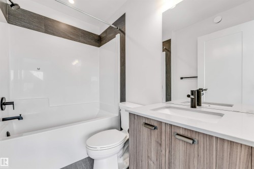 Full bath with vanity and  shower combination - 77 5 Rondeau Drive, St. Albert, AB - Indoor Photo Showing Bathroom