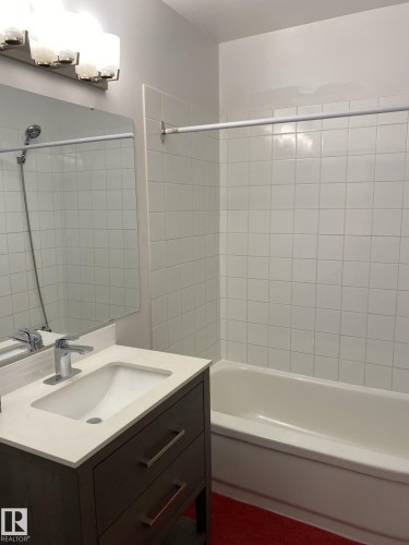 7705 110 Street, Edmonton, AB - Indoor Photo Showing Bathroom