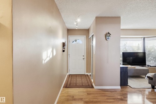 3426 120 Avenue, Edmonton, AB - Indoor Photo Showing Other Room