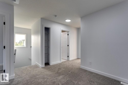 35 Caledon Crescent, Spruce Grove, AB - Indoor Photo Showing Other Room