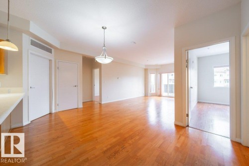 303 4304 139 Avenue, Edmonton, AB - Indoor Photo Showing Other Room
