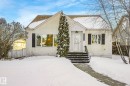 Bungalow featuring stucco siding and entry steps - 13911 117 Avenue, Edmonton, AB  - Outdoor With Facade 