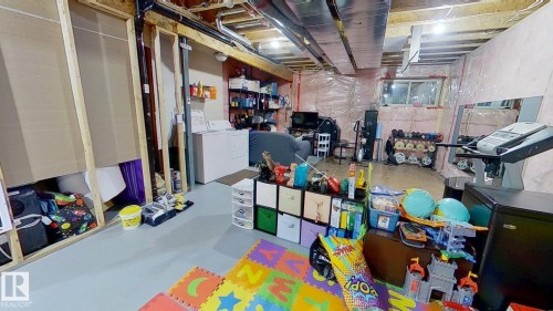 321 Pioneer Road, Spruce Grove, AB - Indoor Photo Showing Basement