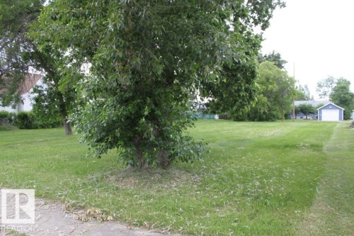 4820 54 Avenue, Tofield, AB 