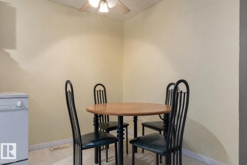 224 Callingwood Two Two, Edmonton, AB - Indoor Photo Showing Dining Room