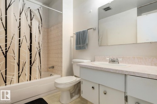 224 Callingwood Two Two, Edmonton, AB - Indoor Photo Showing Bathroom