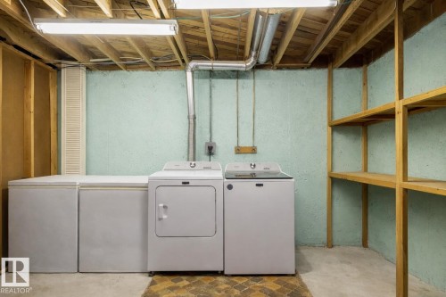 224 Callingwood Two Two, Edmonton, AB - Indoor Photo Showing Laundry Room