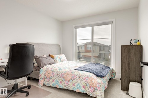 6456 King Wynd, Edmonton, AB - Indoor Photo Showing Bedroom