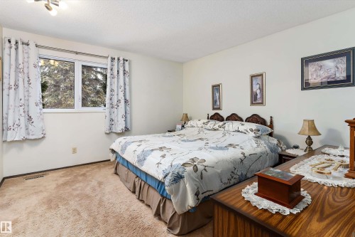 16016 102 Street, Edmonton, AB - Indoor Photo Showing Bedroom