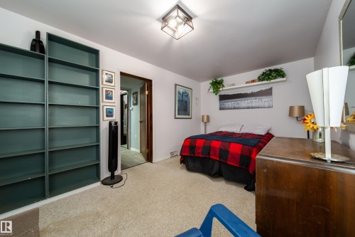 5319 51 Avenue, Rural Lac Ste. Anne County, AB - Indoor Photo Showing Bedroom