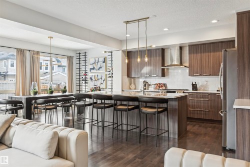 3112 Allan Landing Landing, Edmonton, AB - Indoor Photo Showing Kitchen With Upgraded Kitchen