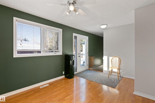 40 Windsor Crescent, St. Albert, AB - Indoor Photo Showing Other Room