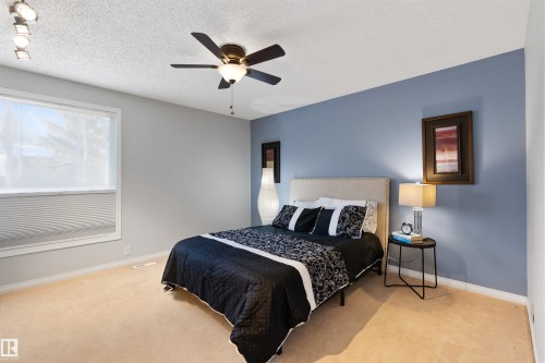 40 Windsor Crescent, St. Albert, AB - Indoor Photo Showing Bedroom