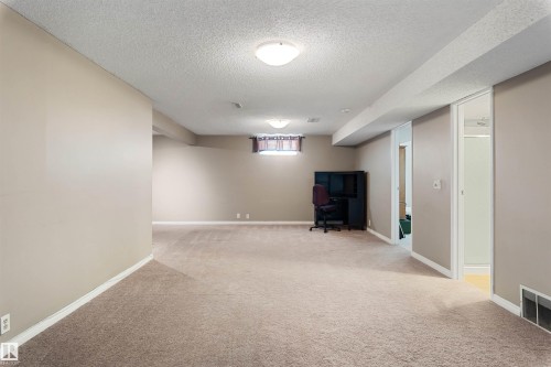 40 Windsor Crescent, St. Albert, AB - Indoor Photo Showing Other Room