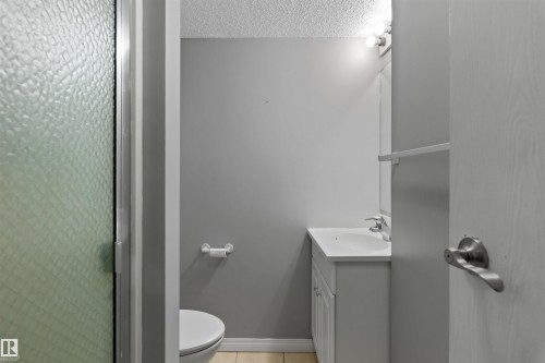40 Windsor Crescent, St. Albert, AB - Indoor Photo Showing Bathroom