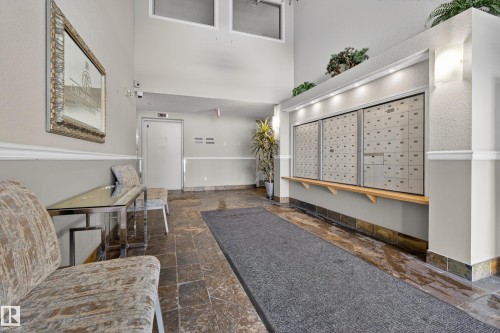 415 12111 51 Avenue, Edmonton, AB - Indoor Photo Showing Other Room