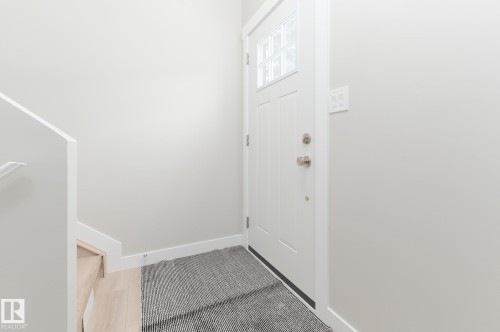 5 Brown Street, Stony Plain, AB - Indoor Photo Showing Other Room