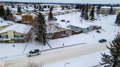 5 Brown Street, Stony Plain, AB - Outdoor