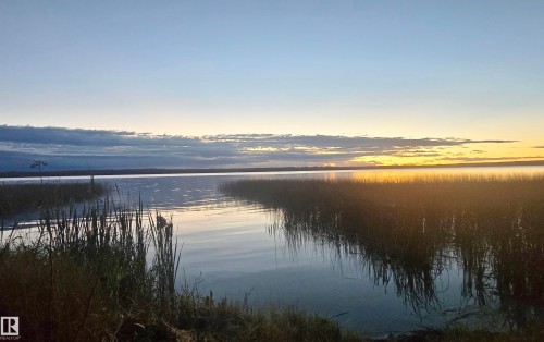 37 61076 Twp Road 462 A, Rural Wetaskiwin County, AB - Outdoor With Body Of Water With View
