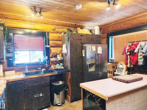 37 61076 Twp Road 462 A, Rural Wetaskiwin County, AB - Indoor