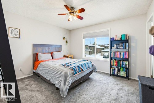 2 Heatherlands Way, Spruce Grove, AB - Indoor Photo Showing Bedroom