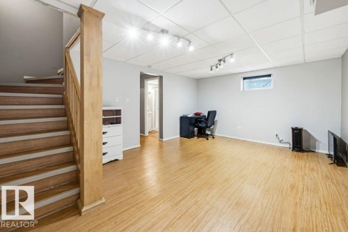 2 Heatherlands Way, Spruce Grove, AB - Indoor