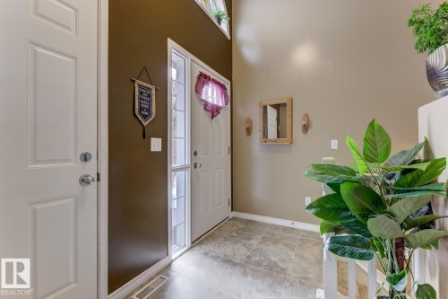 Foyer featuring baseboards - 20148 46 Avenue, Edmonton, AB - Indoor Photo Showing Other Room
