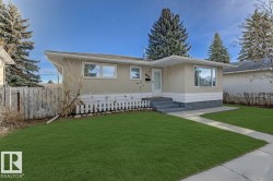 View of front of property - 