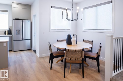 5518 Hawthorn Passage, Edmonton, AB - Indoor Photo Showing Dining Room
