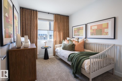 5518 Hawthorn Passage, Edmonton, AB - Indoor Photo Showing Bedroom