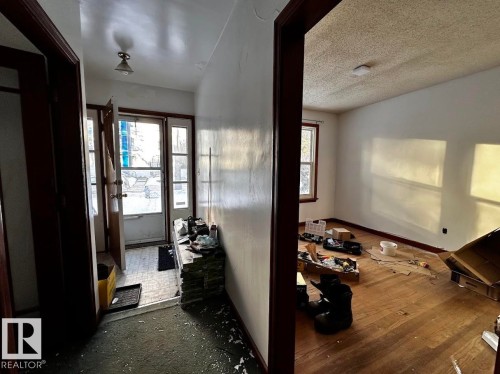 11439 80 Avenue, Edmonton, AB - Indoor Photo Showing Other Room