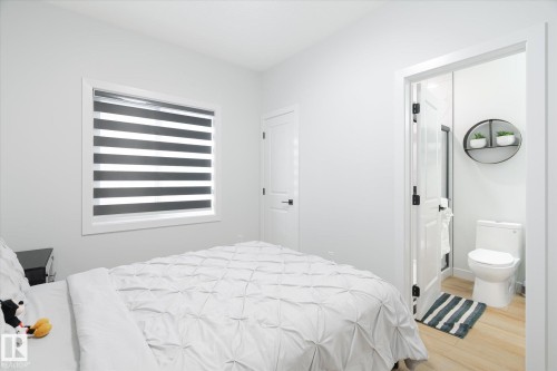 353 Roberts Wynd, Leduc, AB - Indoor Photo Showing Bedroom